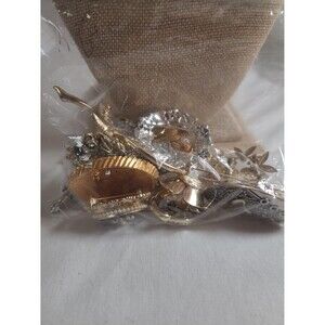 Repair lots of 13 brooches